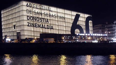 San Sebastián Film Festival: İspanyol Sinemasının Şöleni ve Pedro Almodóvar'ın Yükselişi